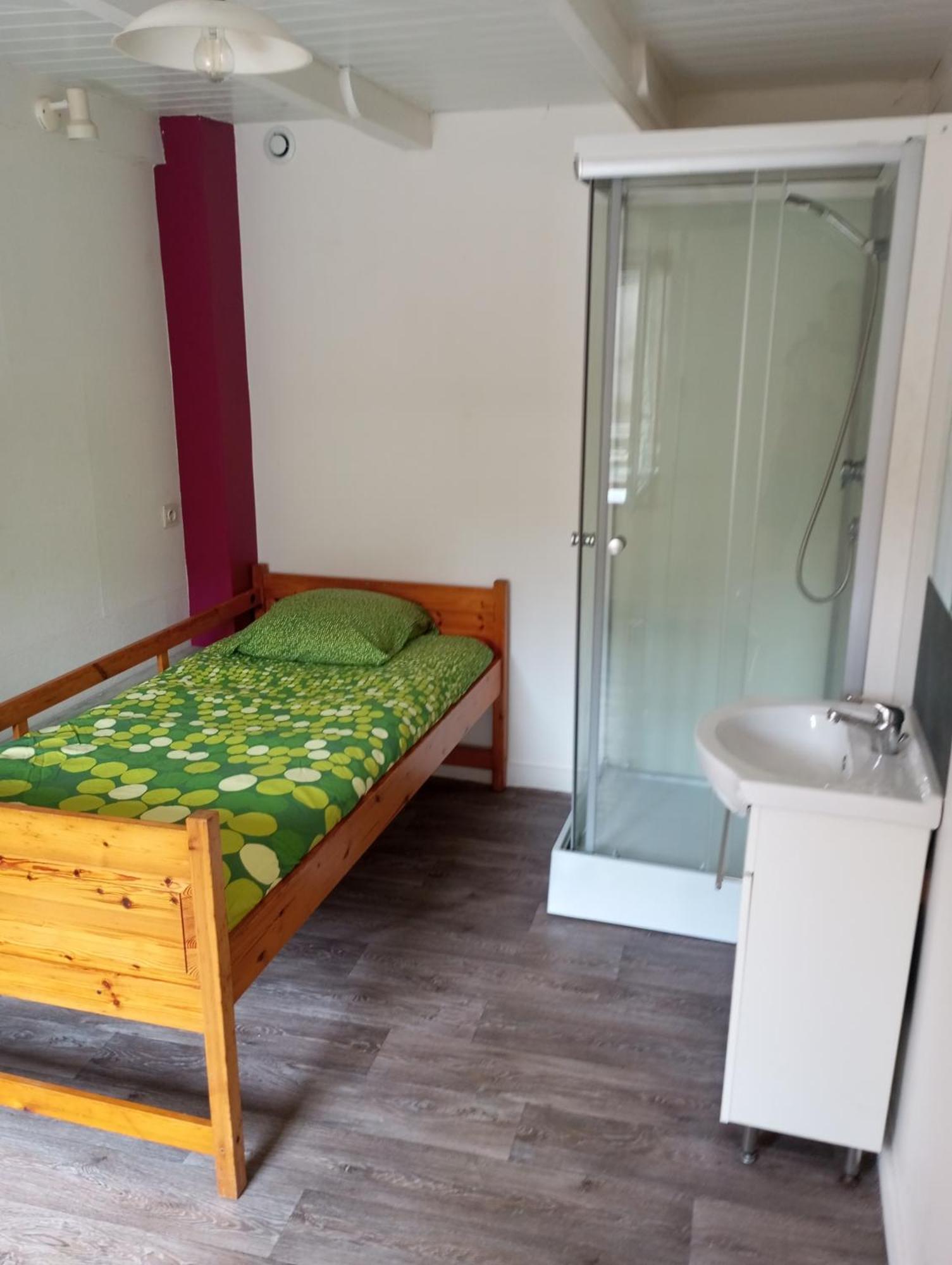 Mini House Apartman Lesneven Kültér fotó